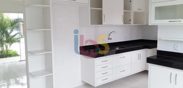 Apartamento com 3 Quartos à venda, 95m² no Porto Seguro, Porto Seguro