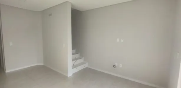 Sobrado com 2 Quartos para alugar, 88m² no Água Verde, Jaraguá do Sul