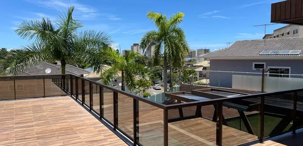 Casa de Condomínio com 5 Quartos para venda ou aluguel, 1500m² no Portão, Lauro de Freitas