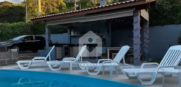 Casa com 3 Quartos para alugar, 170m² no Cuiabá, Petrópolis