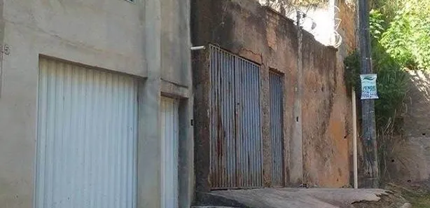 Casa com 2 Quartos à venda, 300m² no São Lucas, Belo Horizonte
