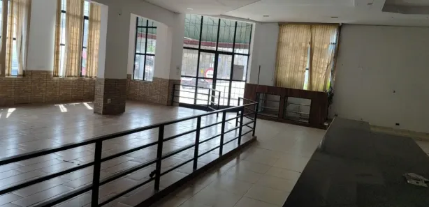 Prédio Comercial para alugar, 400m² no Vila Artura, Sorocaba