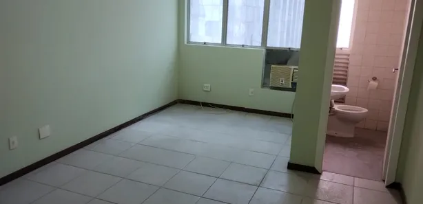 Sala Comercial para alugar, 24m² no Santa Efigênia, Belo Horizonte