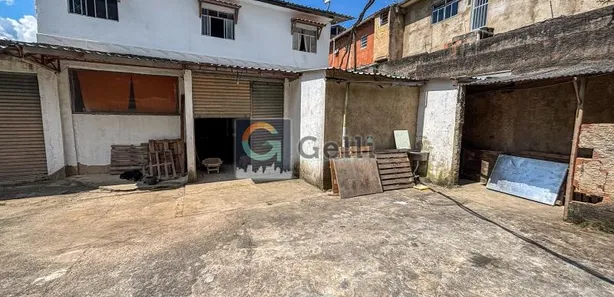 Galpão/Depósito/Armazém para alugar, 339m² no Quarteirão Brasileiro, Petrópolis