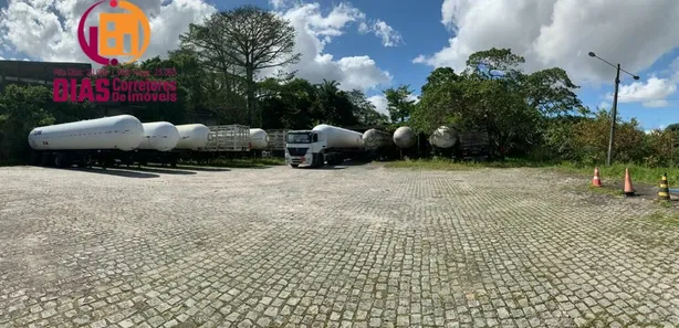 Galpão/Depósito/Armazém para alugar, 1000m² no Pirajá, Salvador