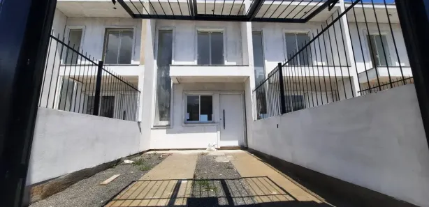 Sobrado com 2 Quartos à venda, 70m² no Vila Parque Brasília, Cachoeirinha