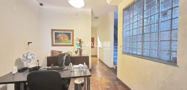 Imóvel Comercial com 8 Quartos para alugar, 253m² no Santa Efigênia, Belo Horizonte