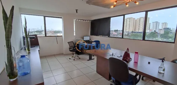 Sala Comercial à venda, 34m² no Samambaia Norte, Brasília