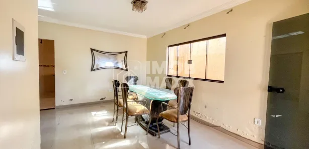 Casa com 4 Quartos à venda, 279m² no Samambaia Sul, Brasília