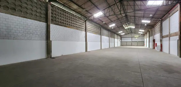Galpão/Depósito/Armazém para alugar, 1150m² no Porto Seco Pirajá, Salvador