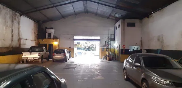 Galpão/Depósito/Armazém à venda, 600m² no Lourdes, Belo Horizonte