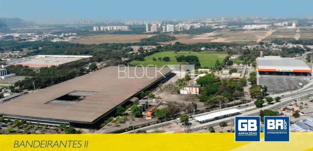 Galpão/Depósito/Armazém para alugar, 2226m² no Taquara, Rio de Janeiro