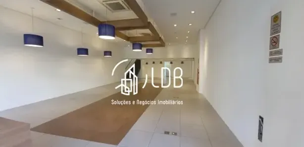 Ponto Comercial para alugar, 300m² no Santa Efigênia, Belo Horizonte