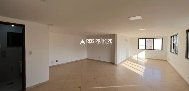 Ponto Comercial para alugar, 52m² no Recreio dos Bandeirantes, Rio de Janeiro