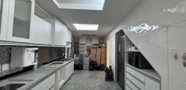 Sobrado com 4 Quartos para alugar, 480m² no Urca, Rio de Janeiro