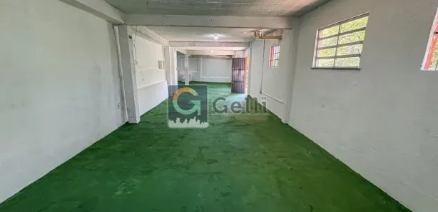 Galpão/Depósito/Armazém para alugar, 155m² no Retiro, Petrópolis