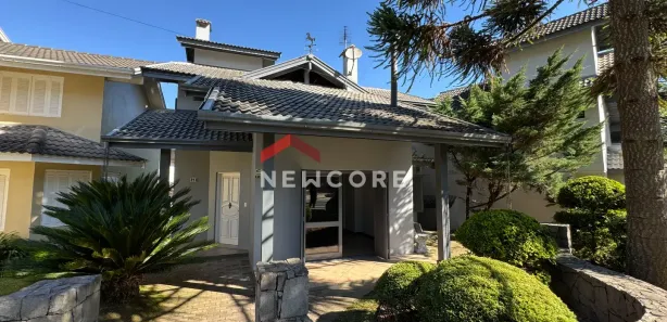 Casa de Condomínio com 3 Quartos à venda, 137m² no Planalto, Gramado