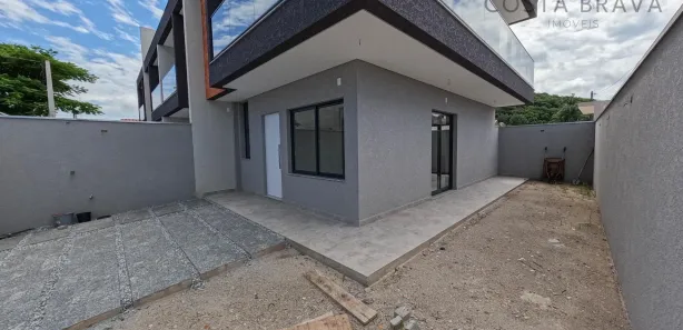 Sobrado com 2 Quartos à venda, 94m² no Centro, Matinhos