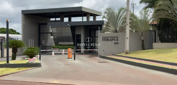 Casa de Condomínio com 3 Quartos para alugar, 261m² no Conjunto Habitacional Renato Ungari, Marialva