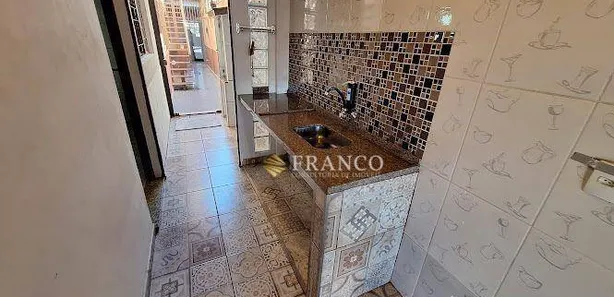 Sobrado com 3 Quartos à venda, 190m² no Parque São Luís, Taubaté