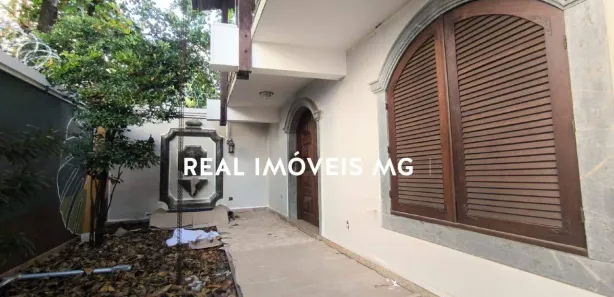 Casa com 6 Quartos para alugar, 500m² no Santo Antônio, Belo Horizonte