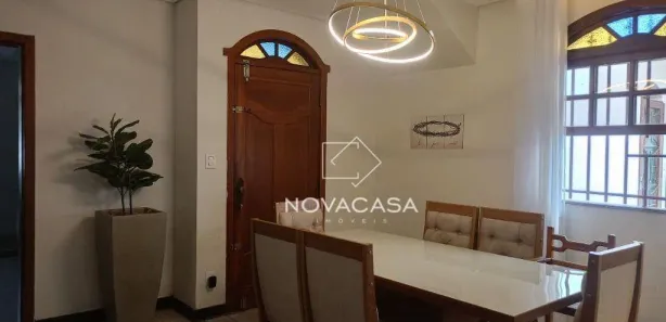 Casa com 3 Quartos à venda, 160m² no São Marcos, Belo Horizonte