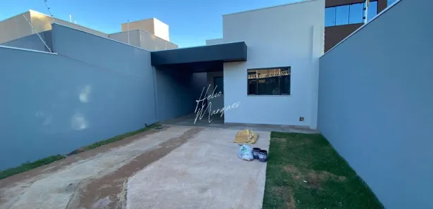 Casa com 2 Quartos à venda, 75m² no Jardim Itamaracá, Campo Grande