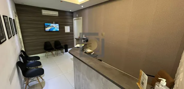 Sala Comercial à venda, 45m² no Vila Mathias, Santos