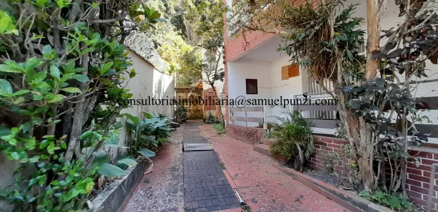 Sobrado com 4 Quartos à venda, 340m² no Cosme Velho, Rio de Janeiro