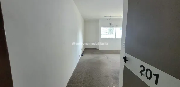 Sala Comercial para alugar, 28m² no Torre, Recife