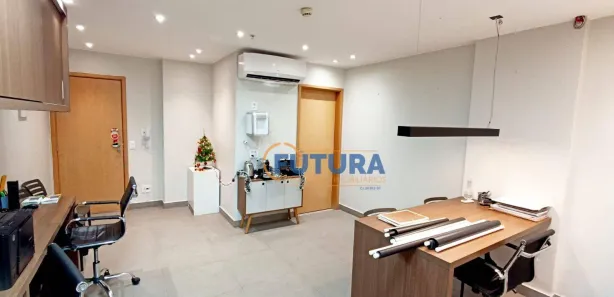 Sala Comercial à venda, 37m² no Samambaia Norte, Brasília