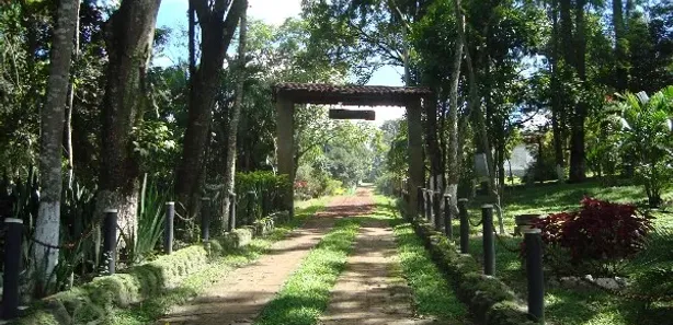 Casa de Condomínio com 5 Quartos à venda, 15000m² no Casa Amarela, Betim