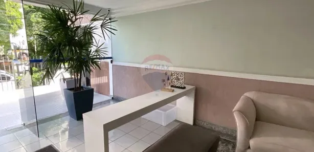 Apartamento com 4 Quartos para alugar, 197m² no Pituba, Salvador