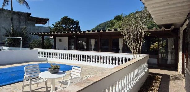 Casa com 4 Quartos à venda, 485m² no Guaiúba, Guarujá