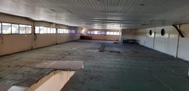 Sala Comercial com 1 Quarto para alugar, 450m² no Águas Claras, Salvador