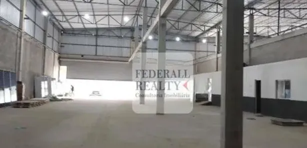 Galpão/Depósito/Armazém para alugar, 800m² no Taquara, Rio de Janeiro