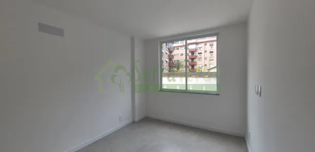 Apartamento com 2 Quartos para alugar, 70m² no Retiro, Petrópolis