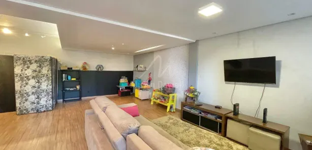 Casa com 5 Quartos para alugar, 320m² no Santo Antônio, Belo Horizonte