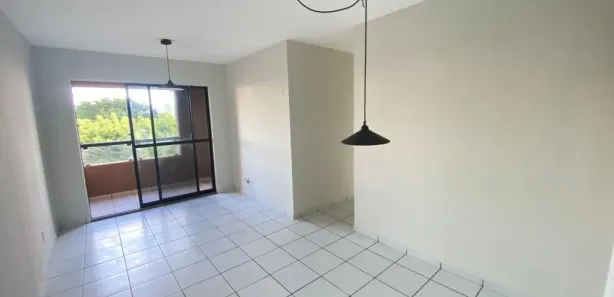 Apartamento com 2 Quartos para alugar, 58m² no Candelária, Natal