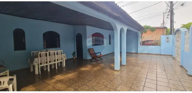 Casa com 4 Quartos à venda, 216m² no Aleixo, Manaus