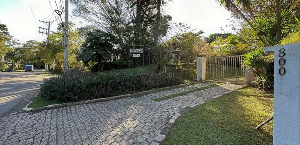 Fazenda/Sítio com 3 Quartos à venda, 434m² no Chácara dos Junqueiras, Carapicuíba