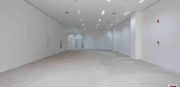 Ponto Comercial para alugar, 325m² no Santa Efigênia, Belo Horizonte