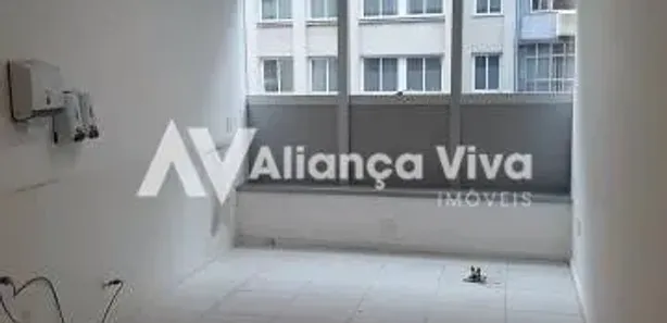 Ponto Comercial à venda, 38m² no Leme, Rio de Janeiro