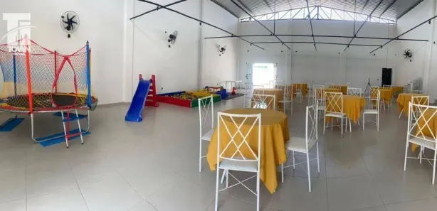 Galpão/Depósito/Armazém à venda, 180m² no Jardim Atlântico Central (Itaipuaçu), Maricá