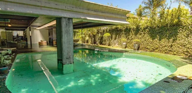 Casa com 5 Quartos para venda ou aluguel, 450m² no Balneário Praia do Pernambuco, Guarujá