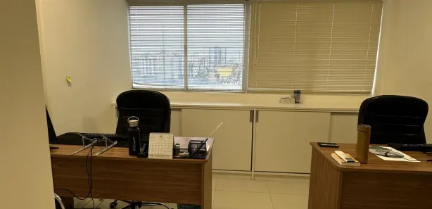Sala Comercial à venda, 28m² no Brotas, Salvador