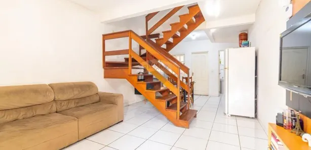 Sobrado com 2 Quartos à venda, 117m² no Parque Granja Esperança, Cachoeirinha
