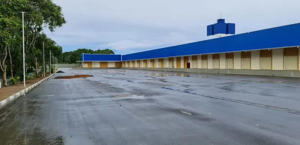 Galpão/Depósito/Armazém com 1 Quarto para alugar, 1000m² no , 