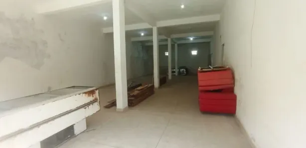 Galpão/Depósito/Armazém para alugar, 140m² no Boa Vista de São Caetano, Salvador