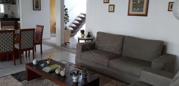 Casa de Condomínio com 3 Quartos à venda, 220m² no Residencial Santa Helena, Caçapava